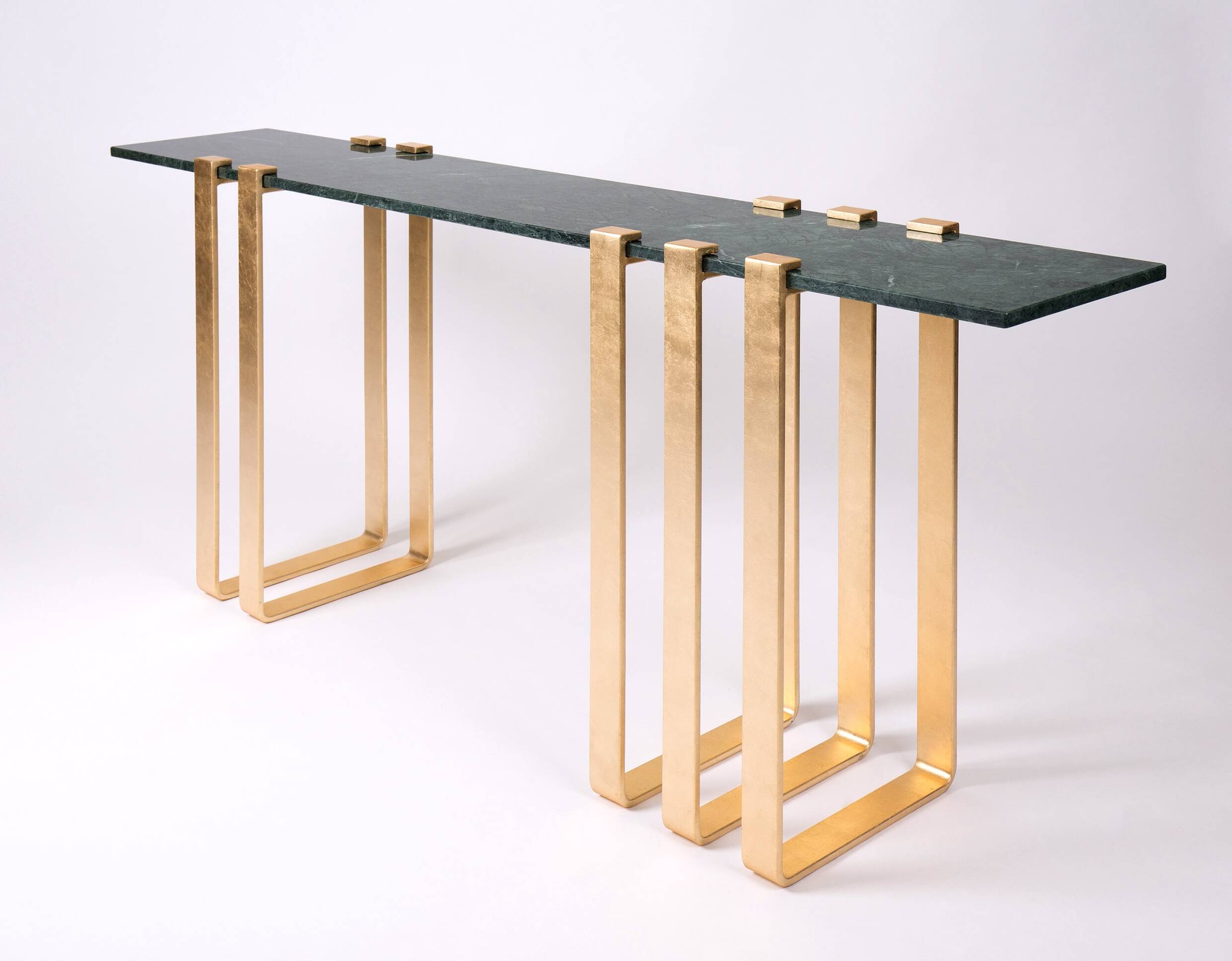 Clasp Console