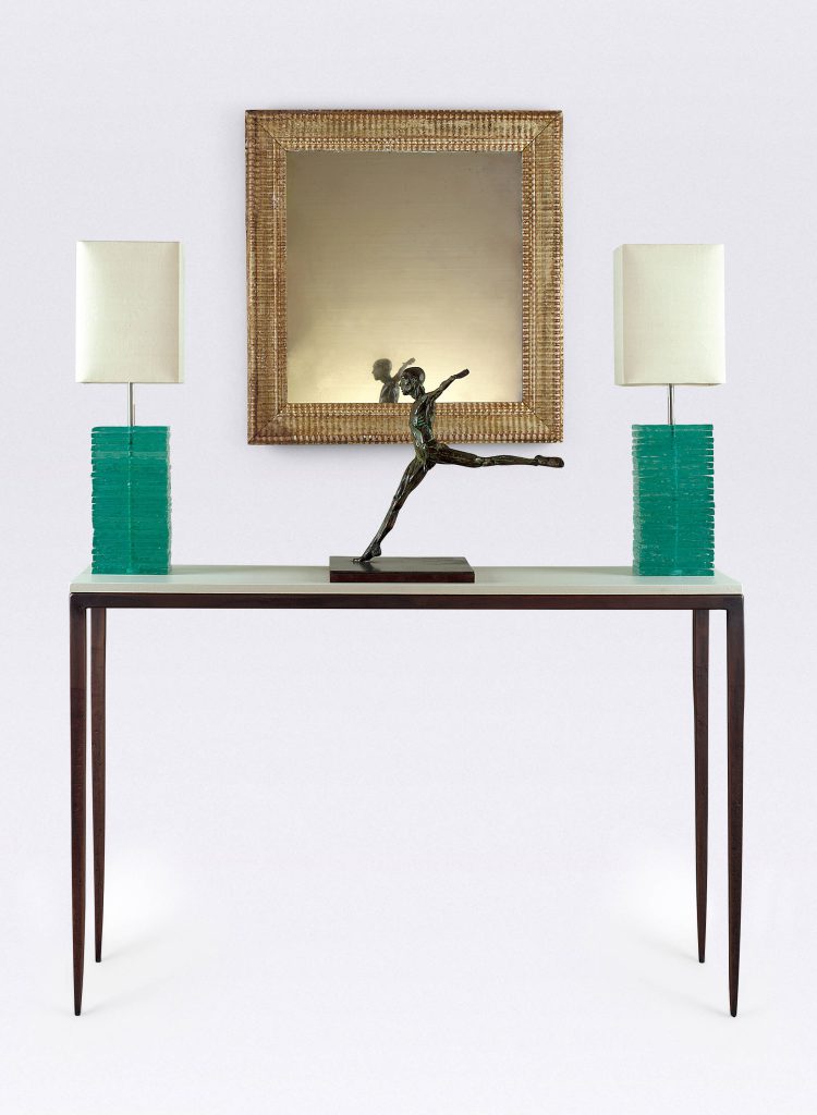 Franklin Smooth Console